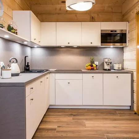 펜션 Mountain Base - Gorska Oaza *