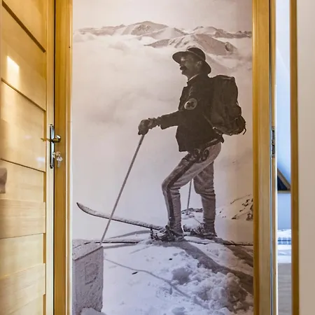 Mountain Base - Gorska Oaza *